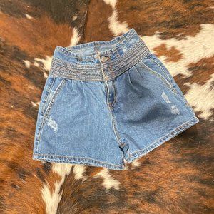 FOREVER 21 HIGH WAISTED SHORTS - DENIM